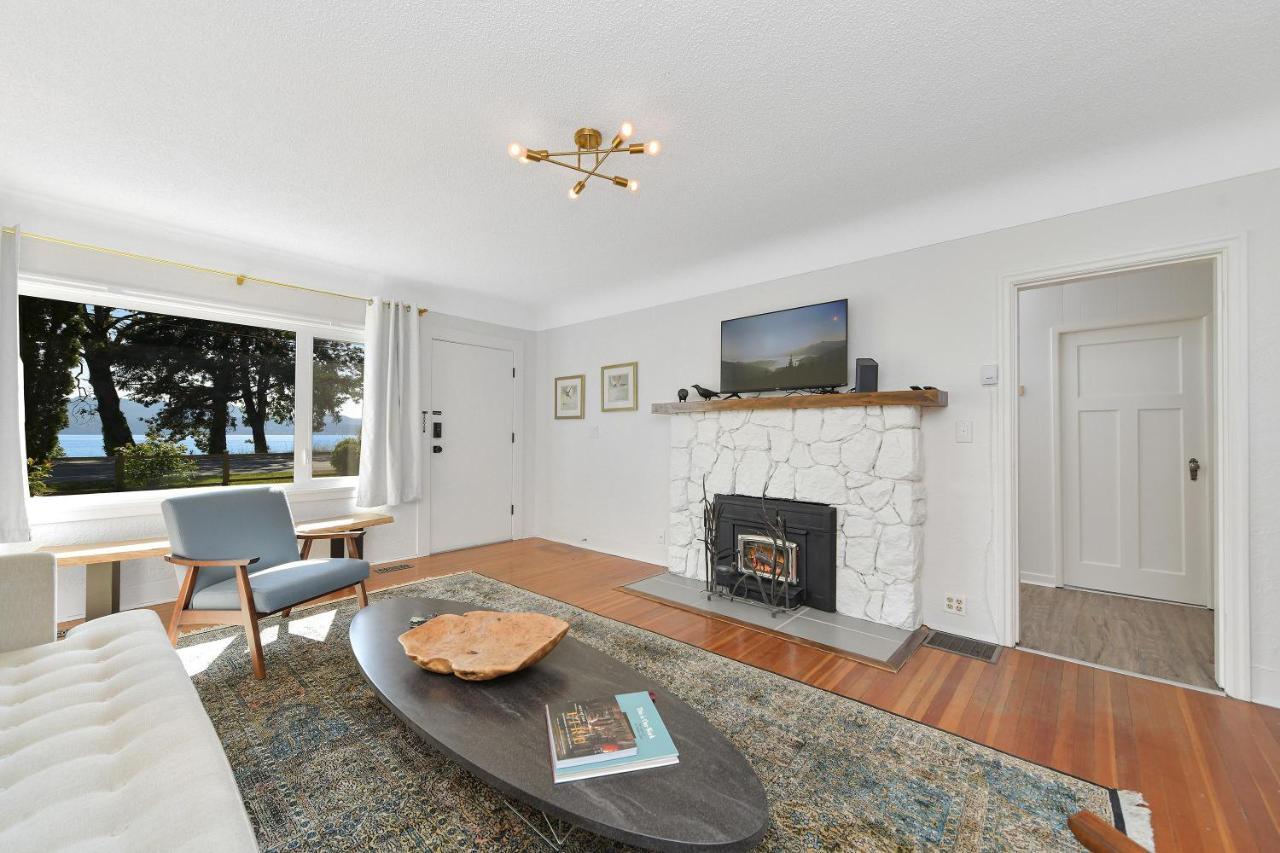 North Saanich The Bayside Cottage מראה חיצוני תמונה